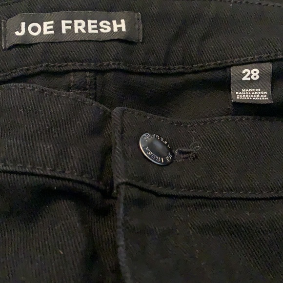 Cropped Black Jeans - Picture 6 of 6